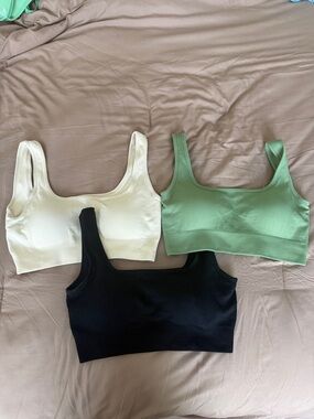 Crop top trio